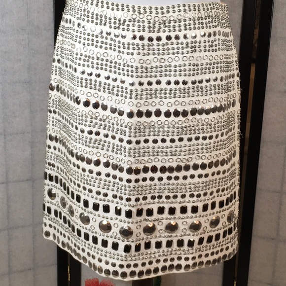 Per Se Dresses & Skirts - Per Se metal embellished pencil skirt